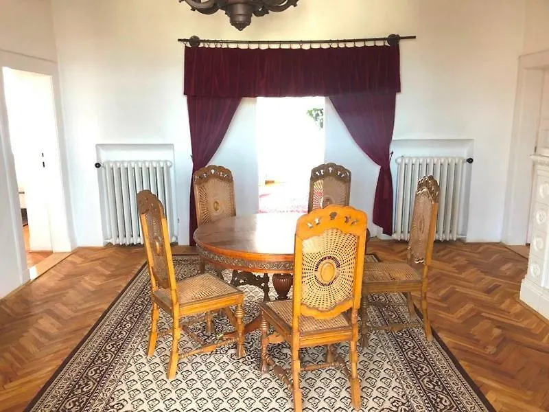 Rooms In Prague-Big+Comfy Δωμάτια σε οικογενειακή κατοικία Πράγα
