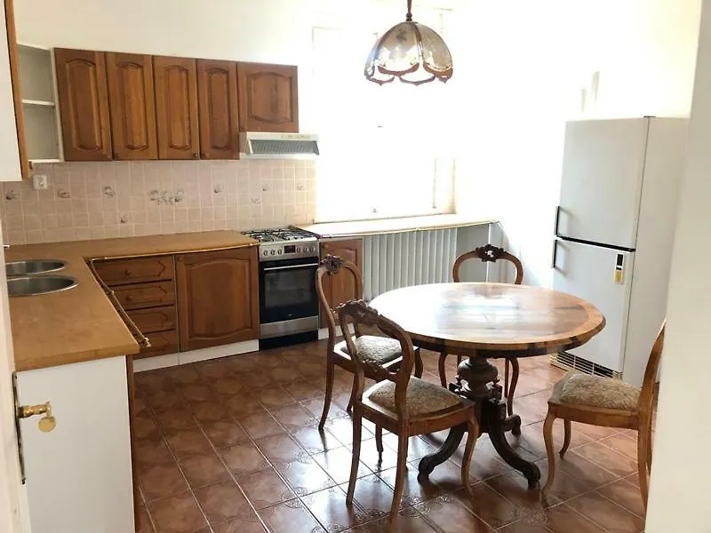 Δωμάτια σε οικογενειακή κατοικία Rooms In Prague-Big+Comfy